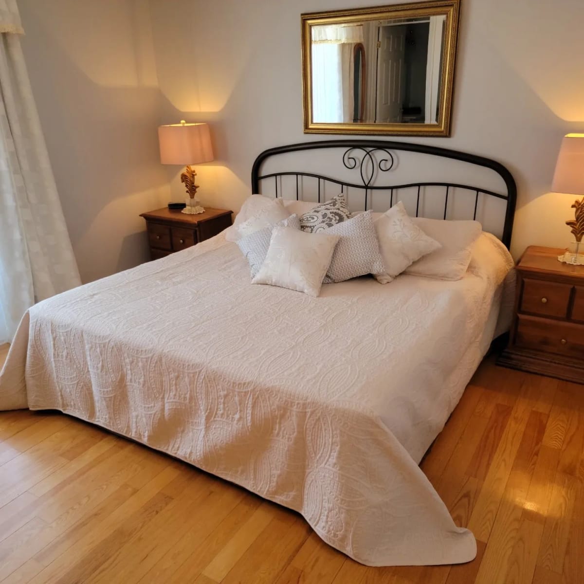 La Jeanne d'Arc bedroom at the B&B Le Grandelinois.