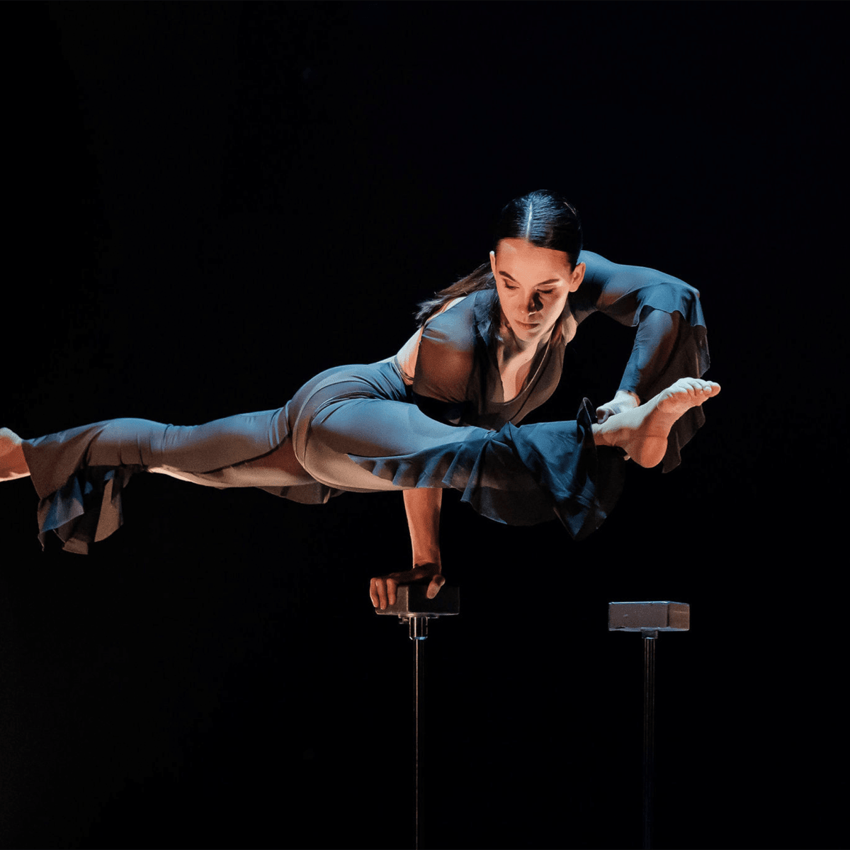 Le Monastère - Cabaret de Cirque.