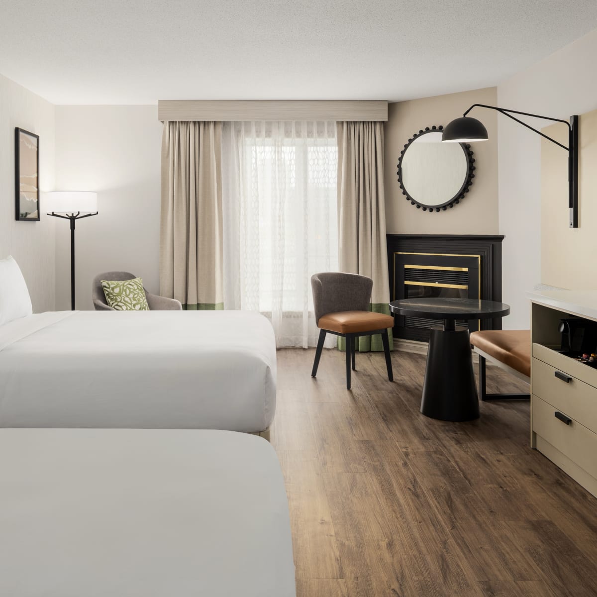 The hotel le Parc Gatineau Tapestry by Hilton Collection.