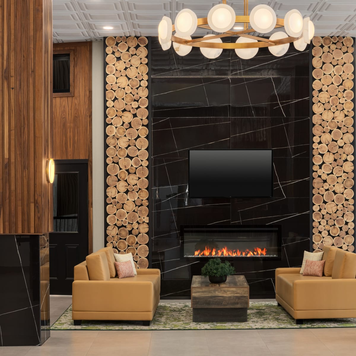 The hotel le Parc Gatineau Tapestry by Hilton Collection.