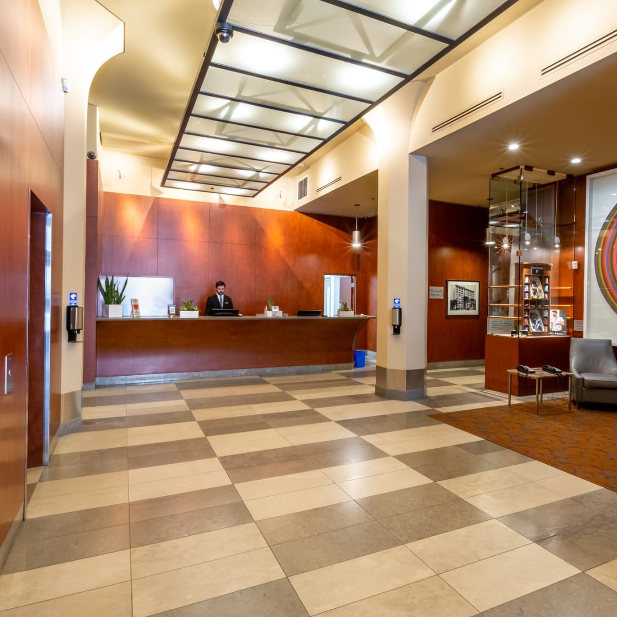 Le Square Phillips Hôtel & Suites - Reception
