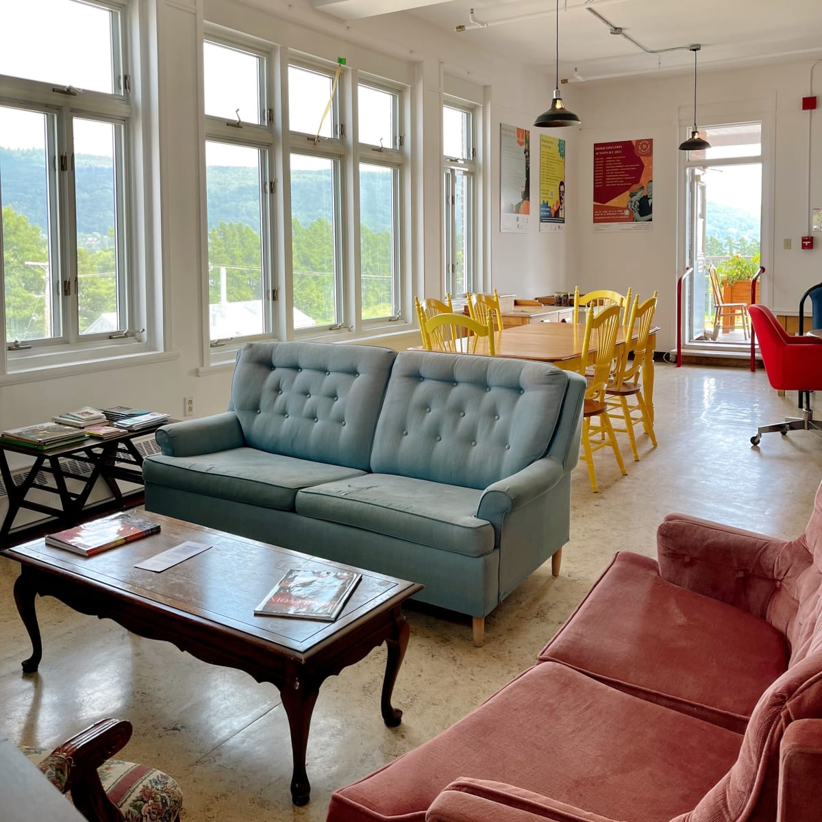 Les Balcons - Auberge & Bistro culturel.