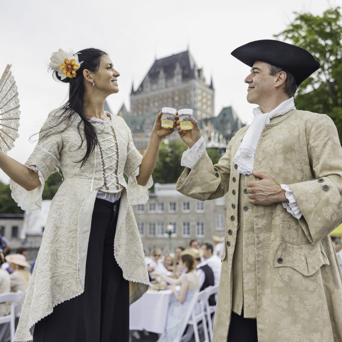 Les Fêtes de la Nouvelle-France - A man and a woman in costume from the 18th century