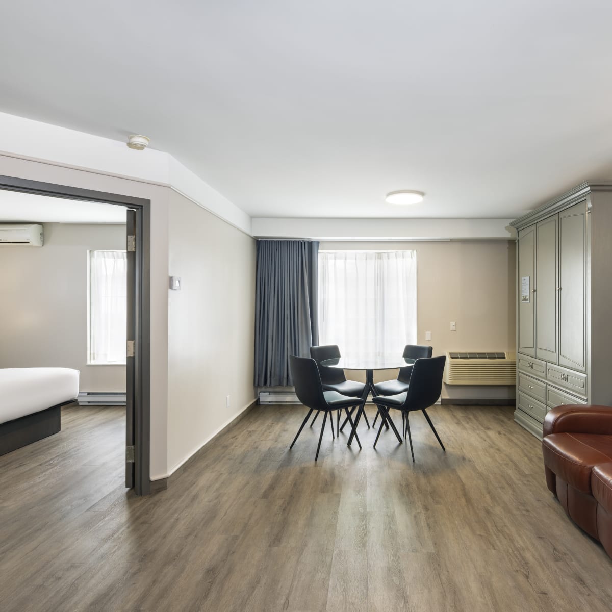 Les Suites de Laviolette