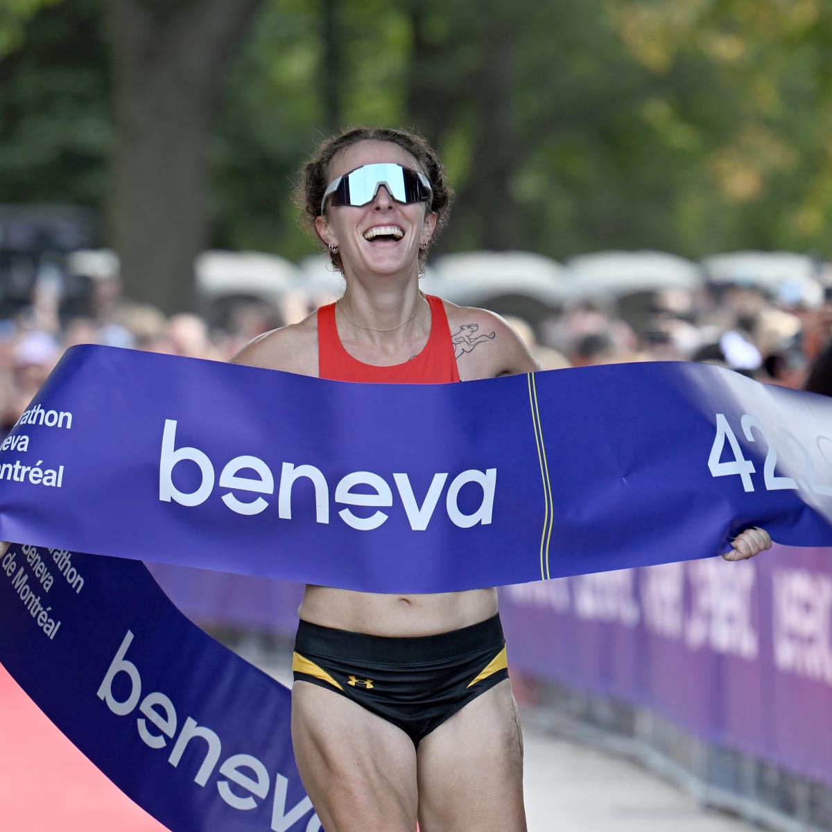 Marathon Beneva de Montréal - A runner at the marathon finish line
