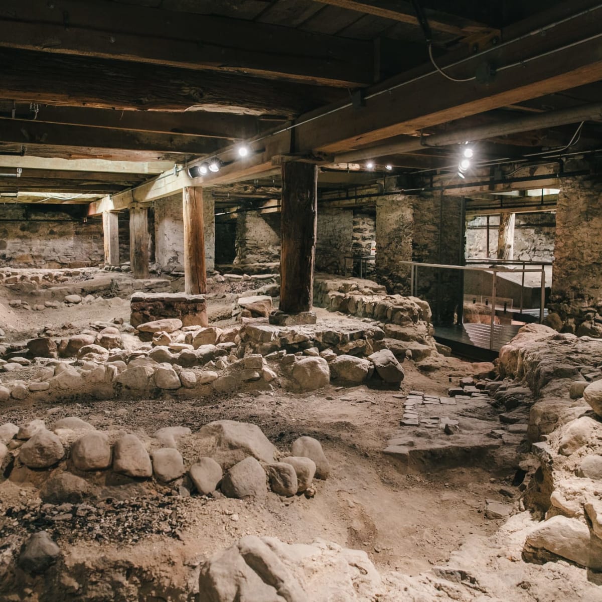 Archaeological site - Marguerite-Bourgeoys Historic Site