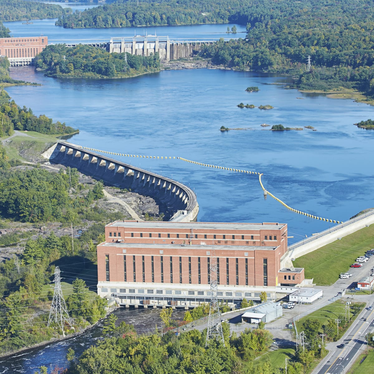 Hydro-Québec - En Outaouais, visitez la Centrale des Rapides-Farmer