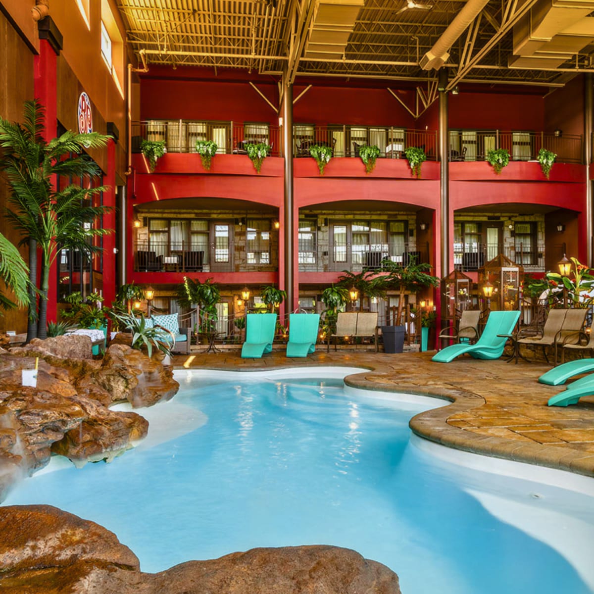 Pool, Hôtel Universel Québec