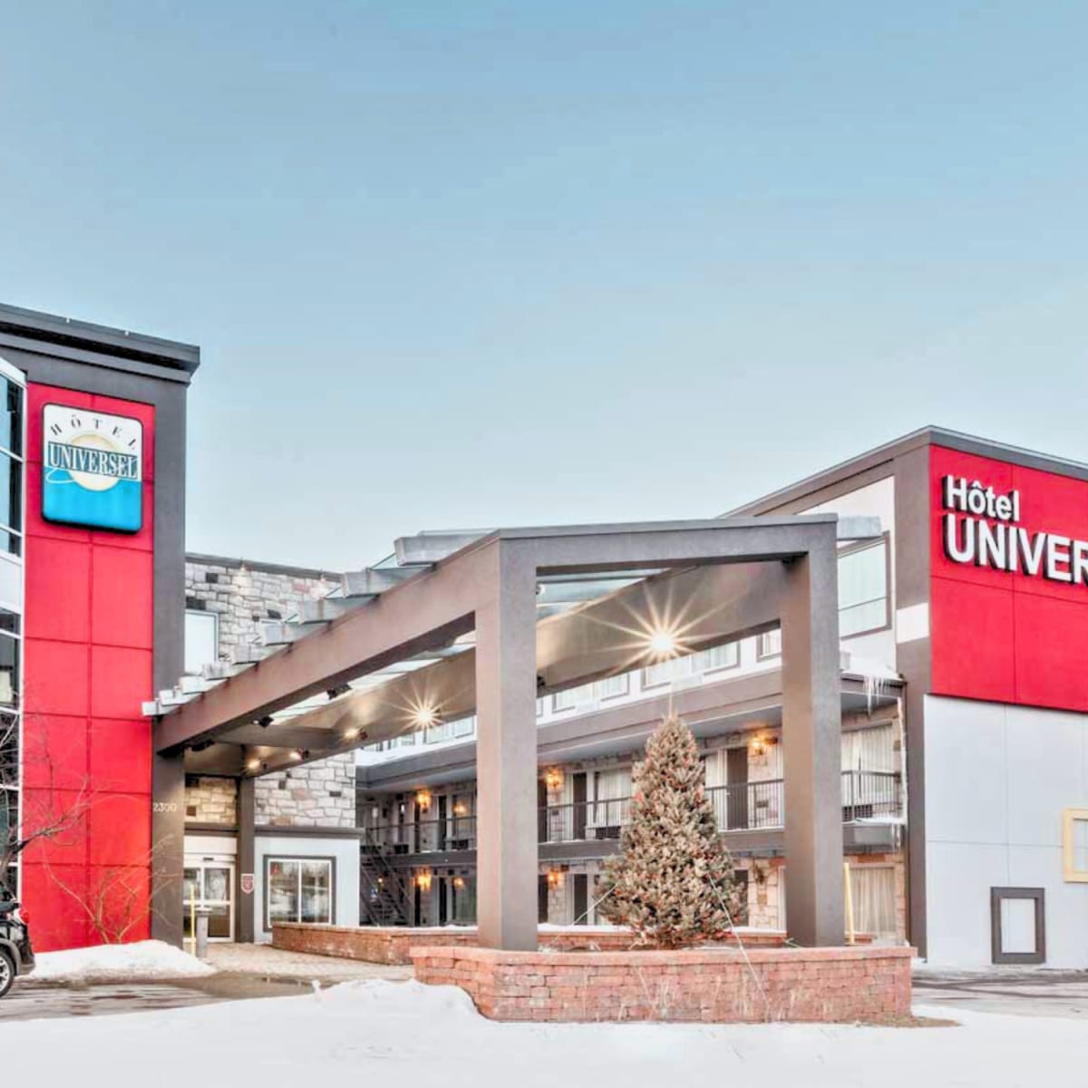 Enjoy a Magical Winter in Québec City - Hôtel Universel Québec