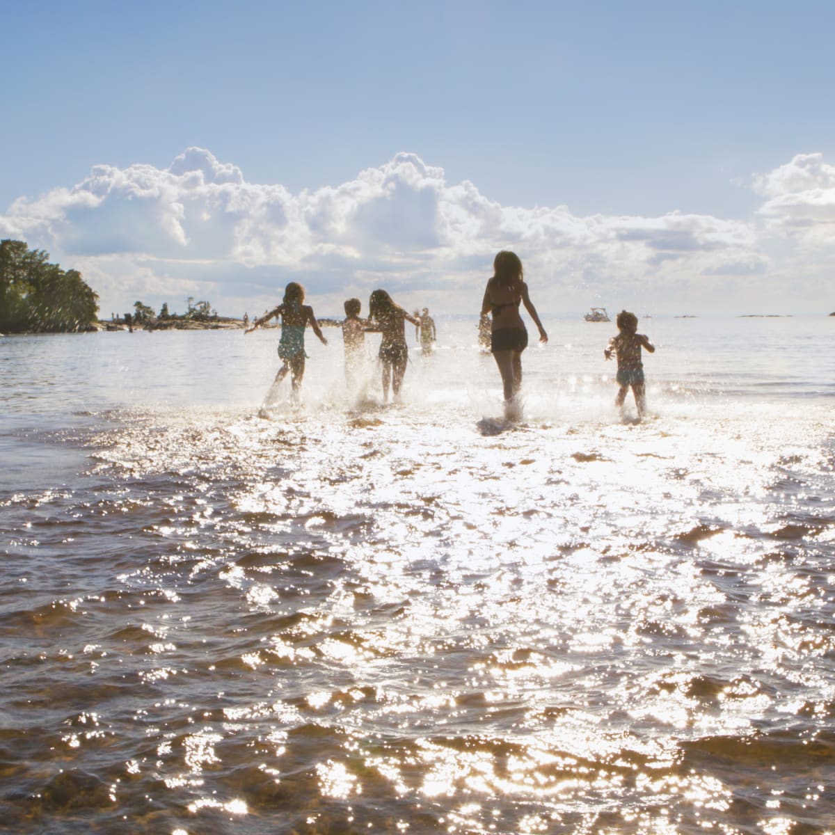 Your adventure begins in Saguenay–Lac-Saint-Jean - Head to Alma Lac Saint-Jean for the beaches