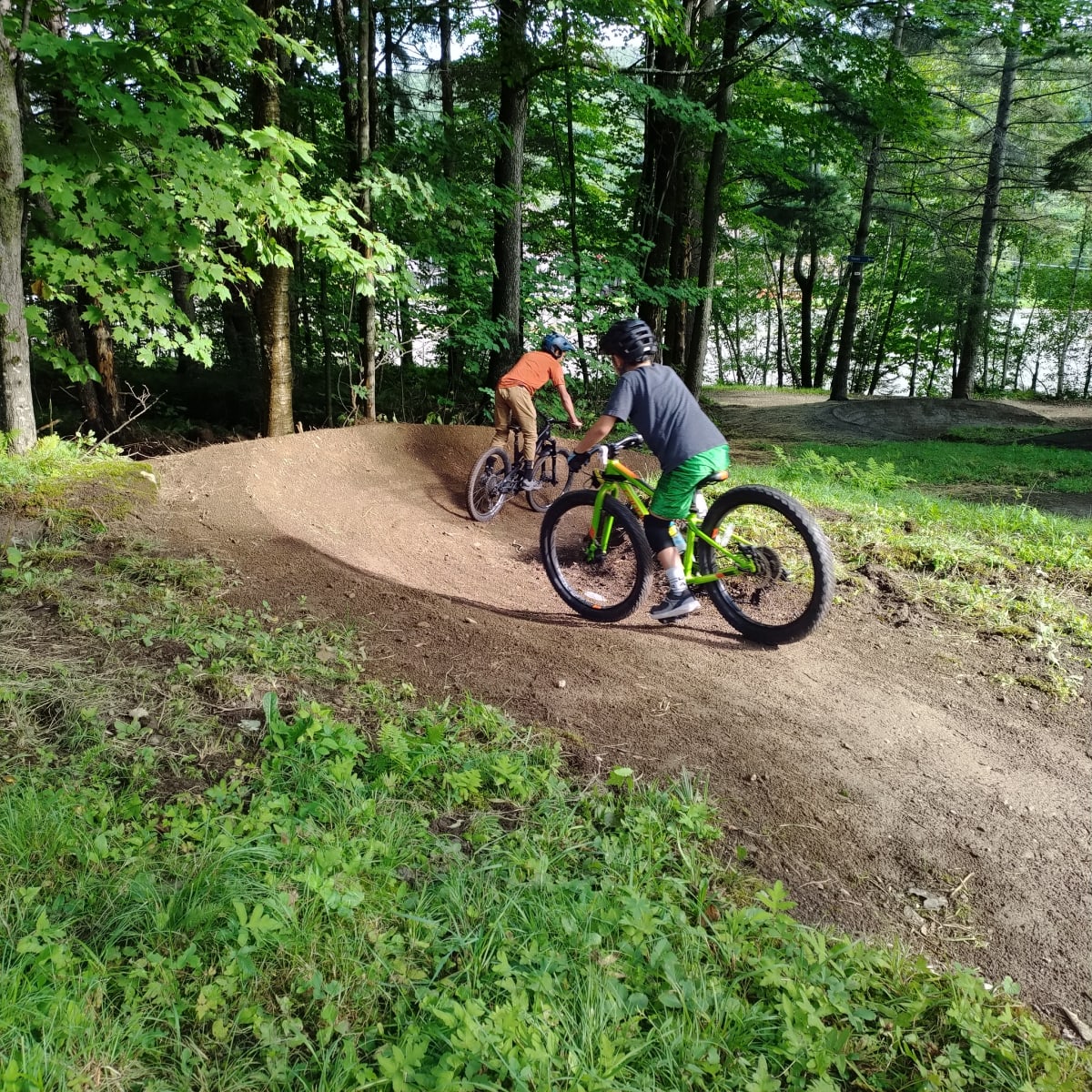 Vélo au Mont SUTTON