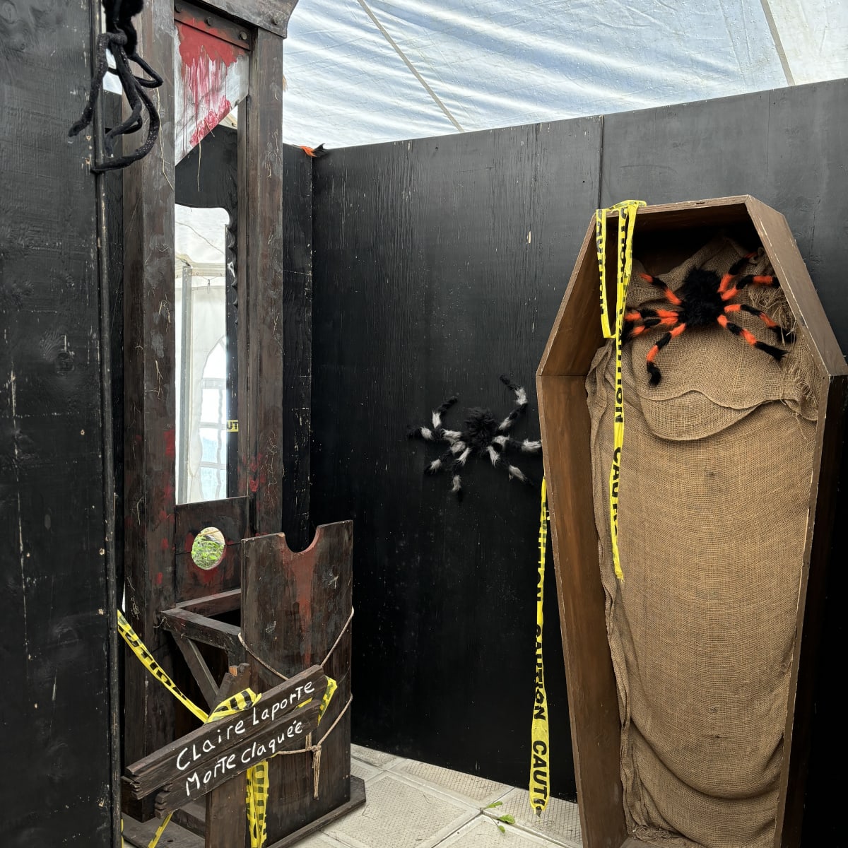 Morisset Studios - Haunted house