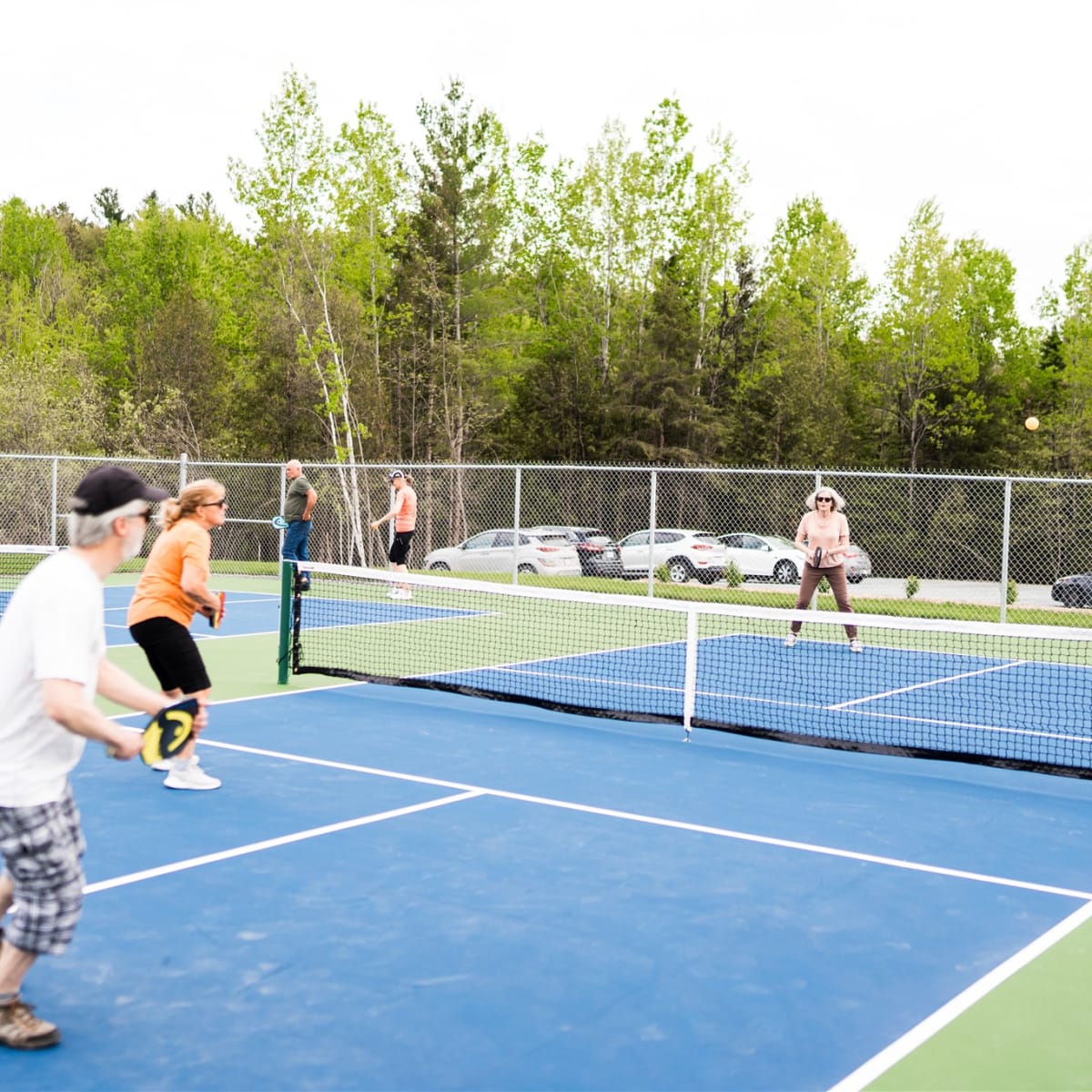 Municipalité d'Orford - A game of pickleball