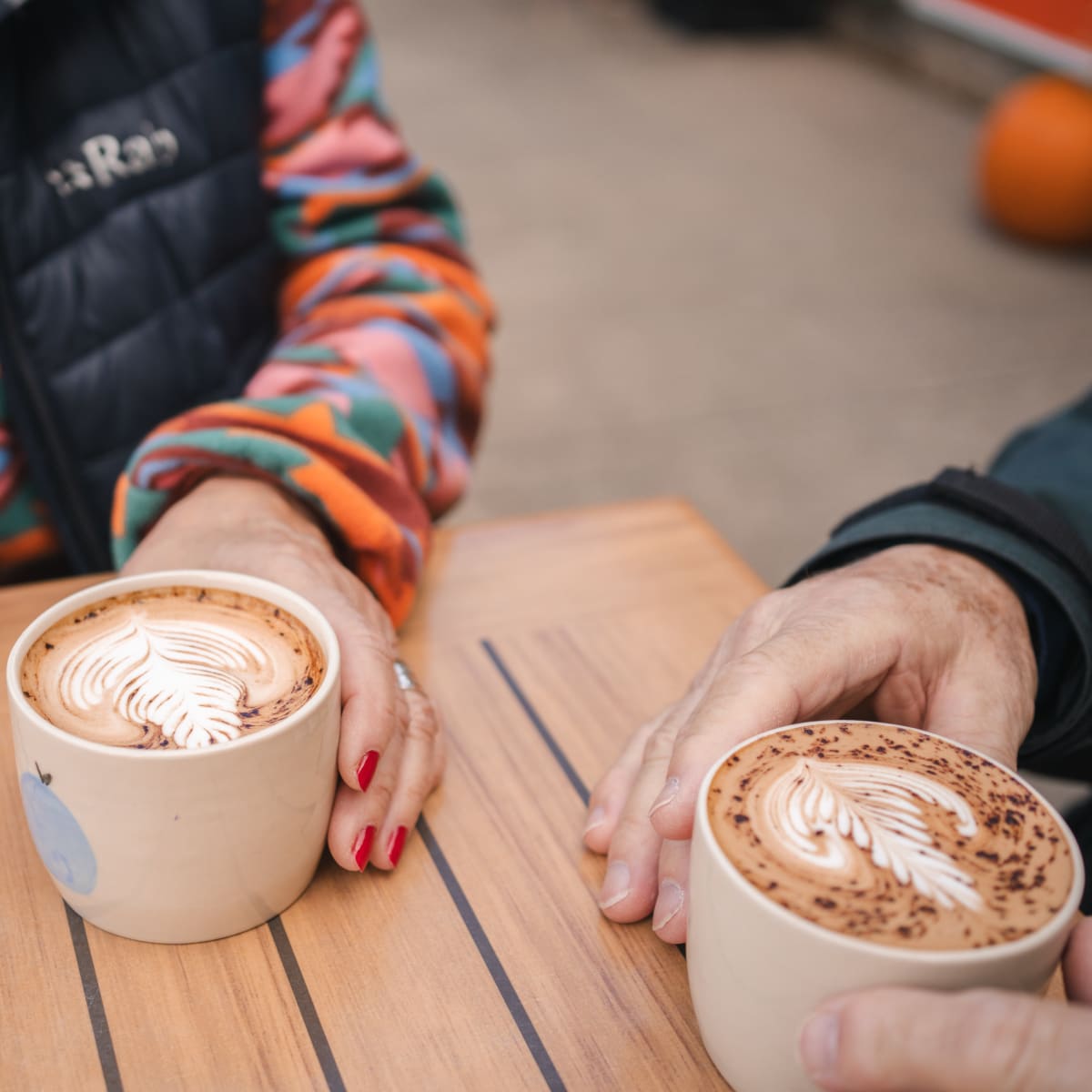 Municipalité d'Orford - Two lattes
