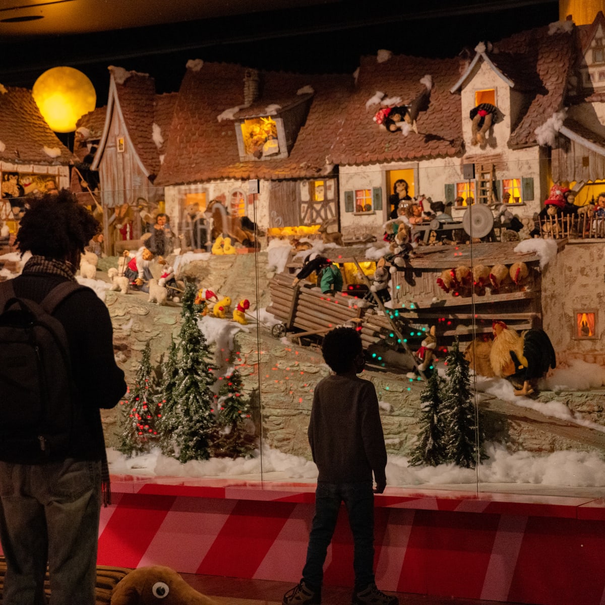 Ogilvy display window at the McCord Stewart Museum.