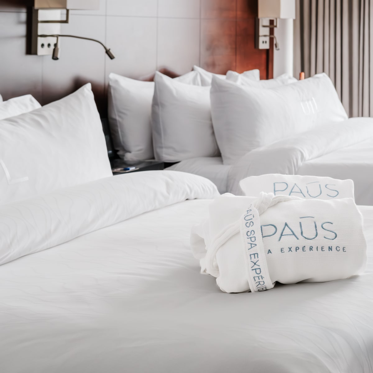 Bed with pillows