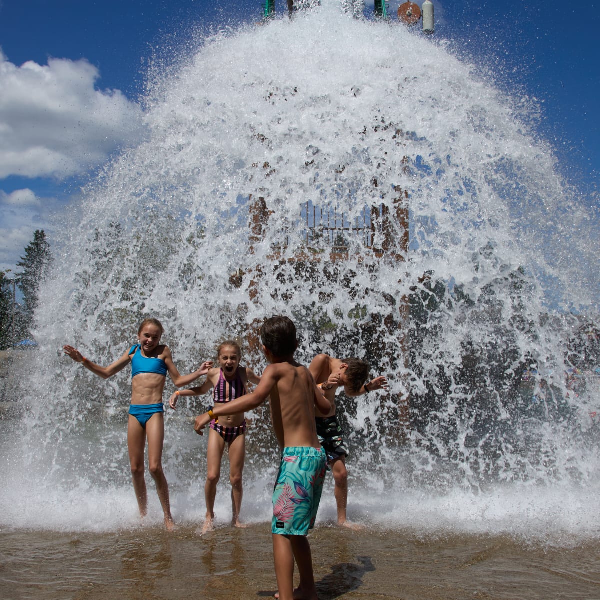 Sommet Saint-Sauveur Water Park