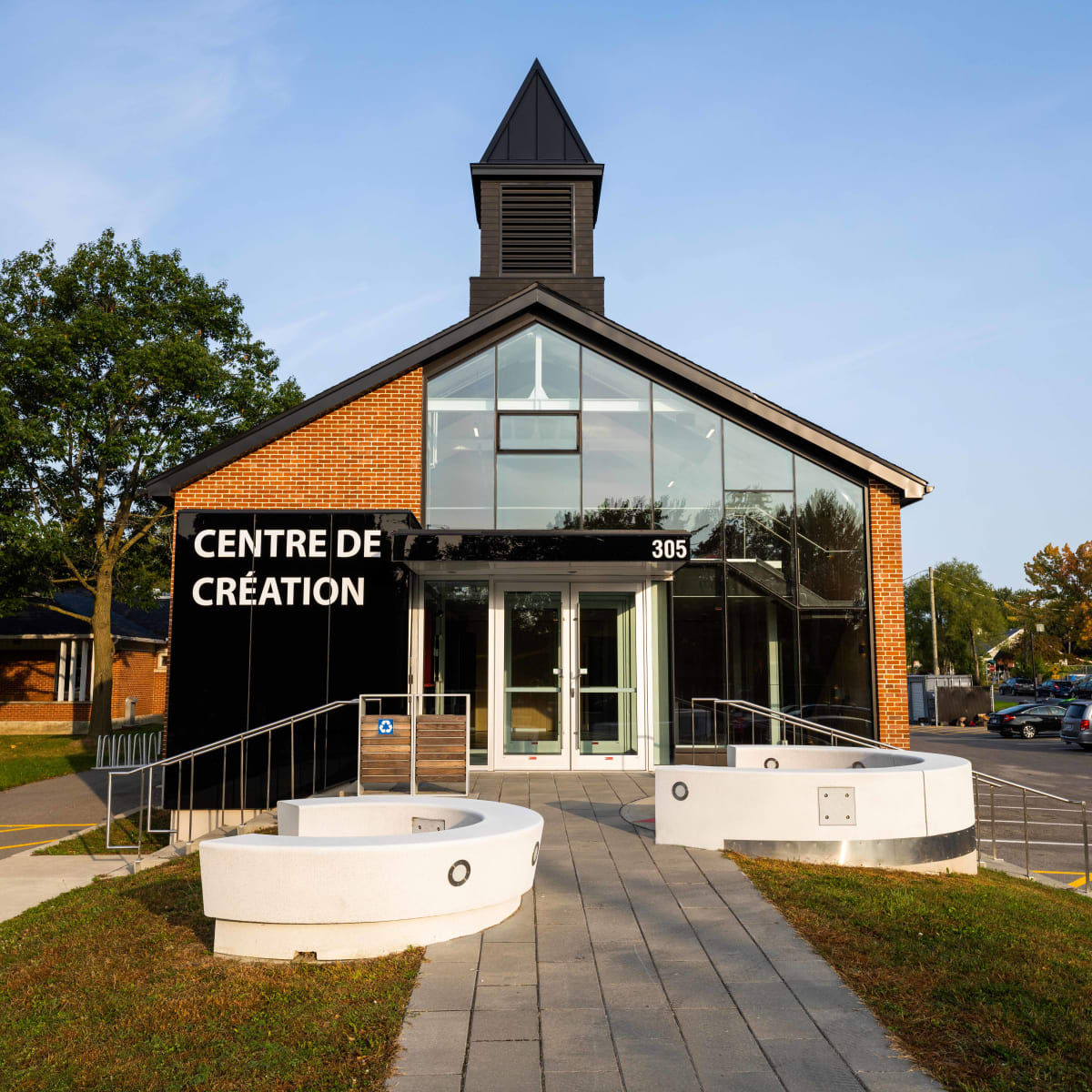 Extérieur du Centre de création Boisbriand