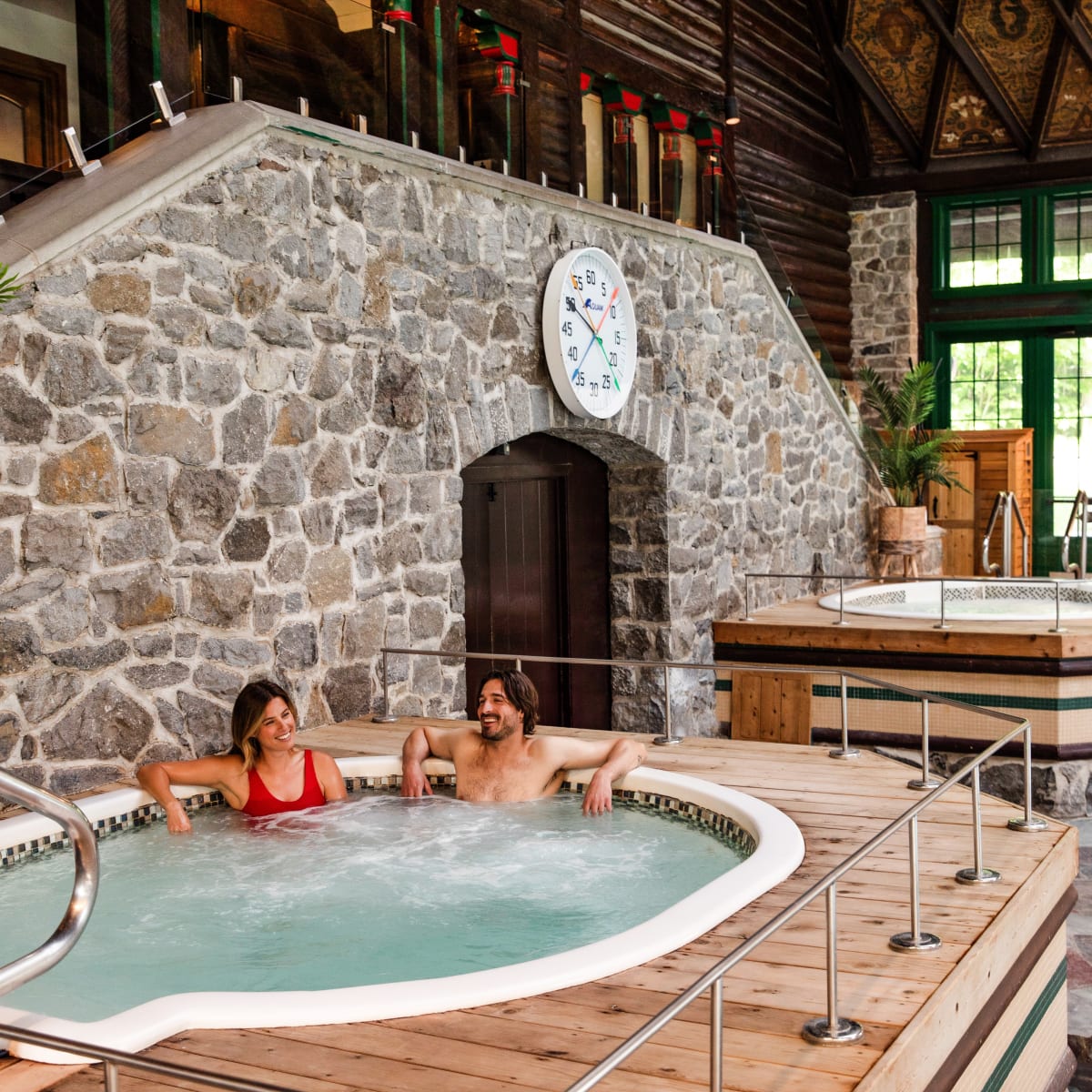 fairmont_le_chateau_montebello_7_h