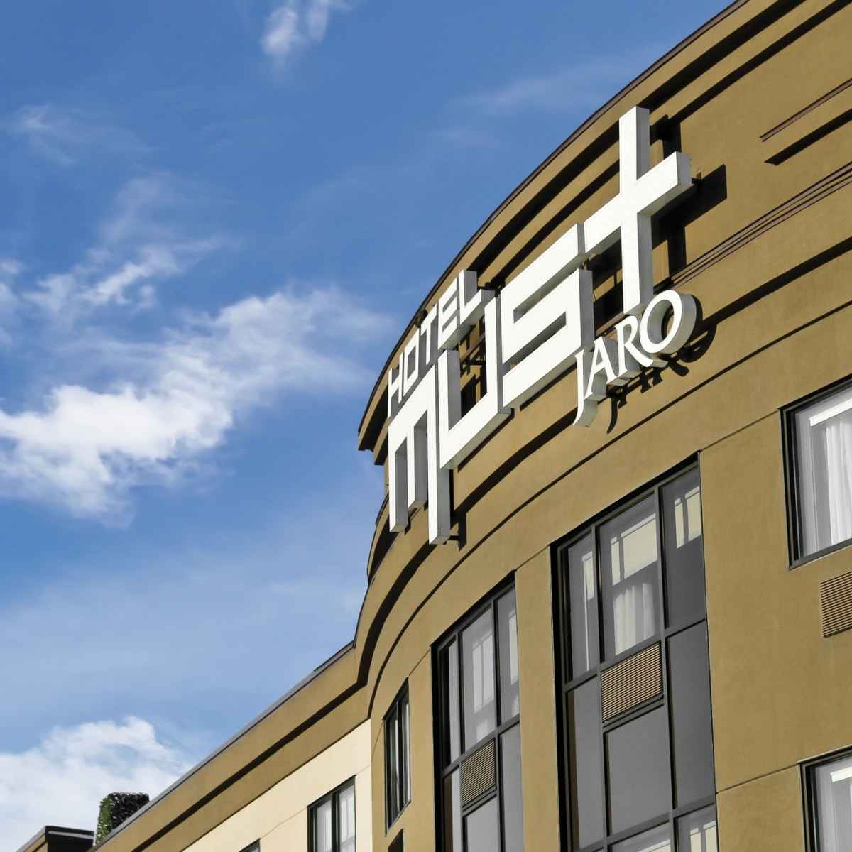 hotel_must__aeroport_de_quebec_2