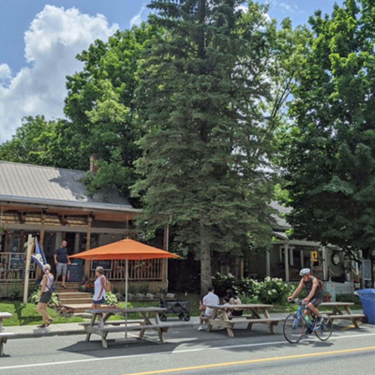 le_vieux_bromont_1