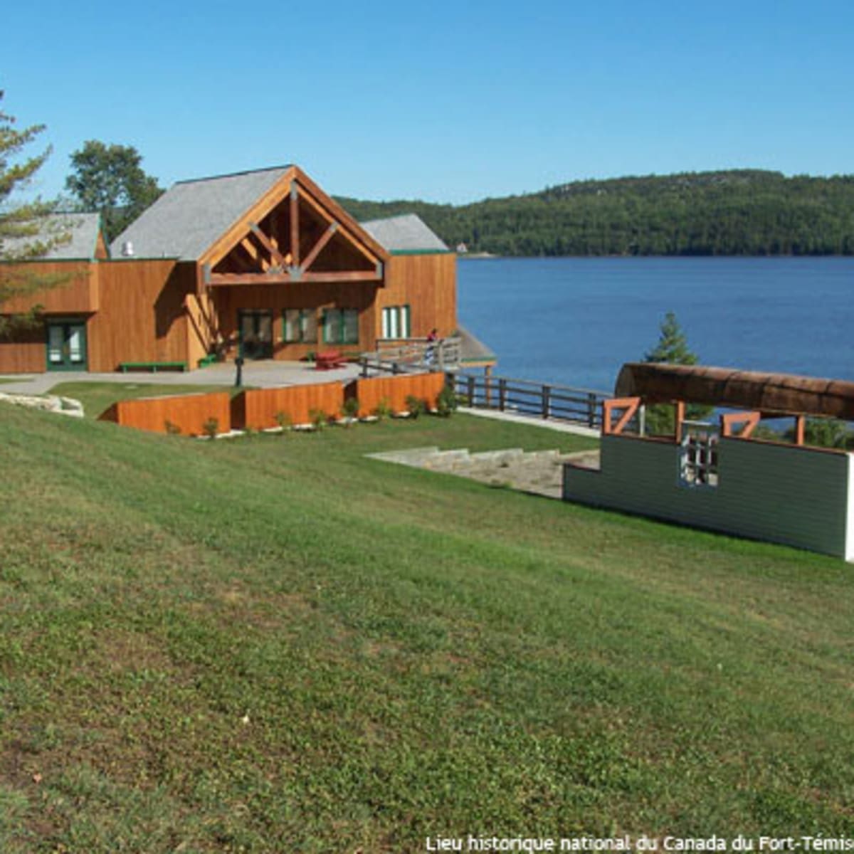 lieu_historique_national_dobadjiwanfort_temiscamingue_1