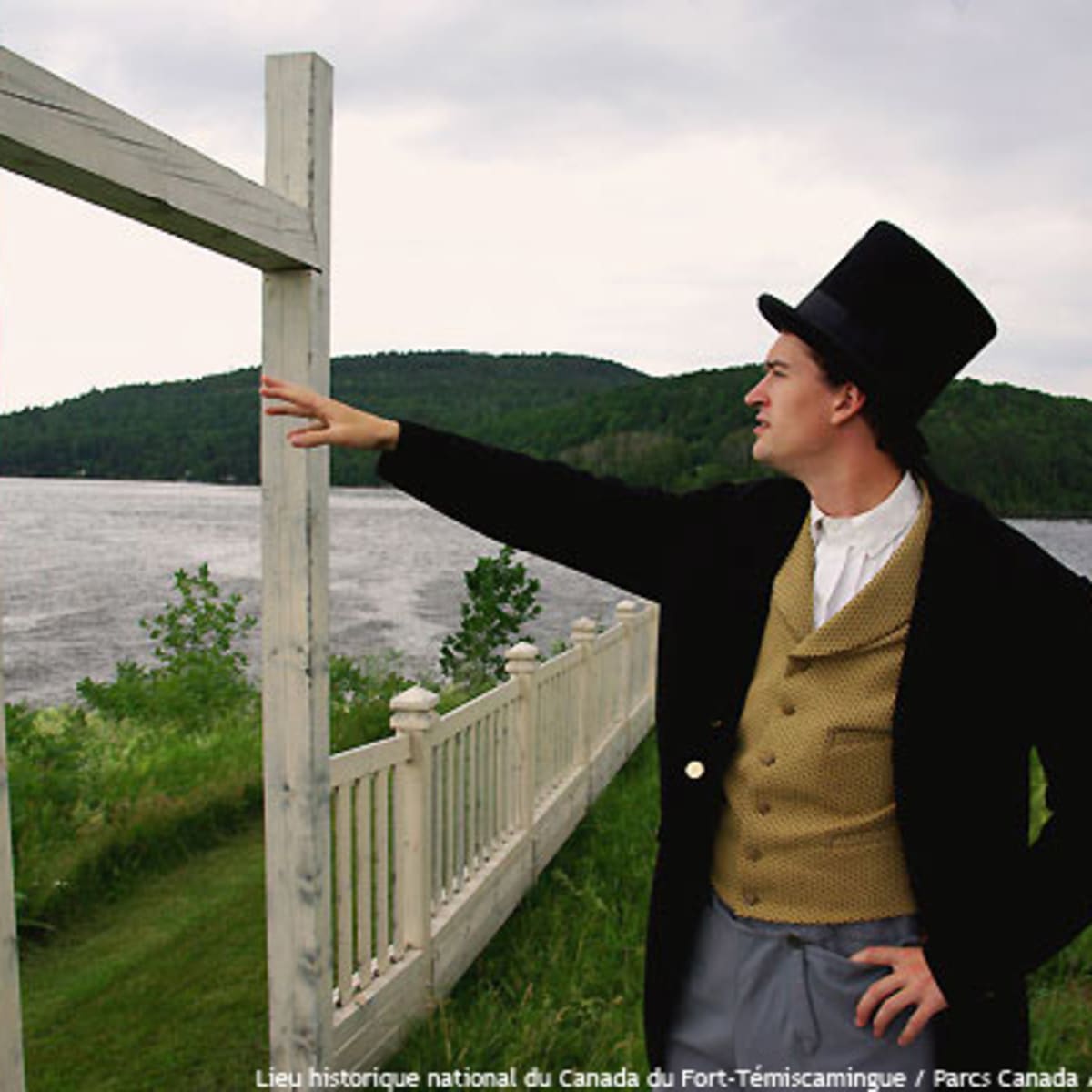 lieu_historique_national_dobadjiwanfort_temiscamingue_13