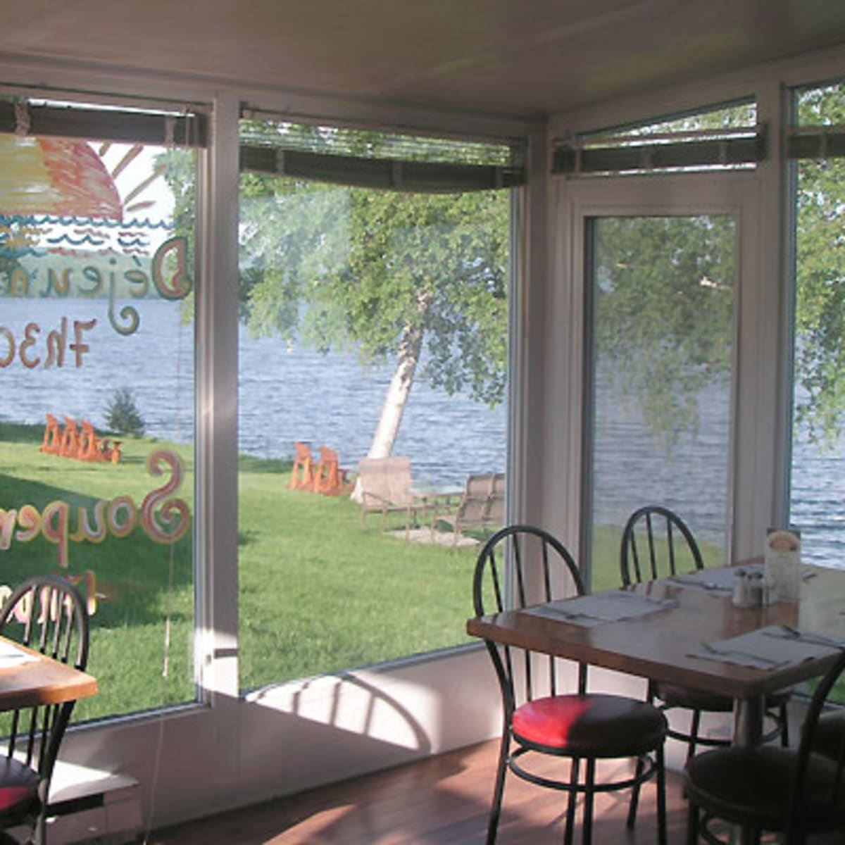 motel_sur_le_lac_8