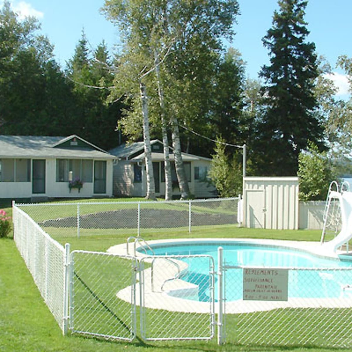 motel_sur_le_lac_9