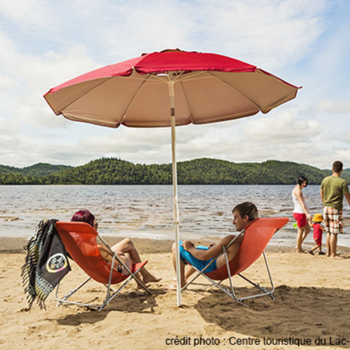 plage_du_centre_touristique_du_lac_kenogami_1
