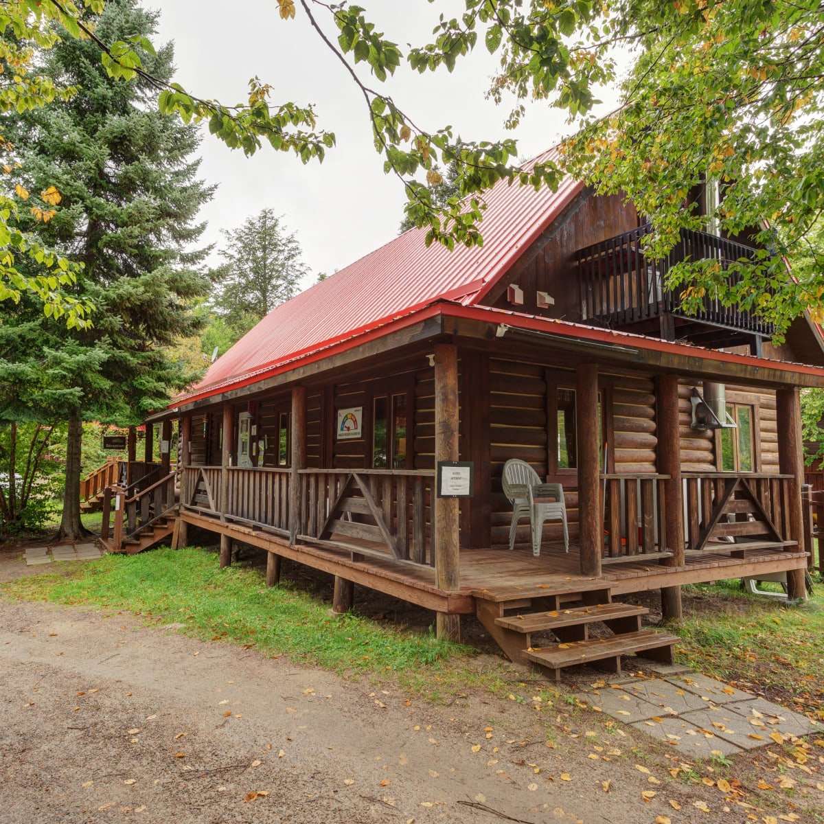 Pourvoirie du Lac Berval : chalet