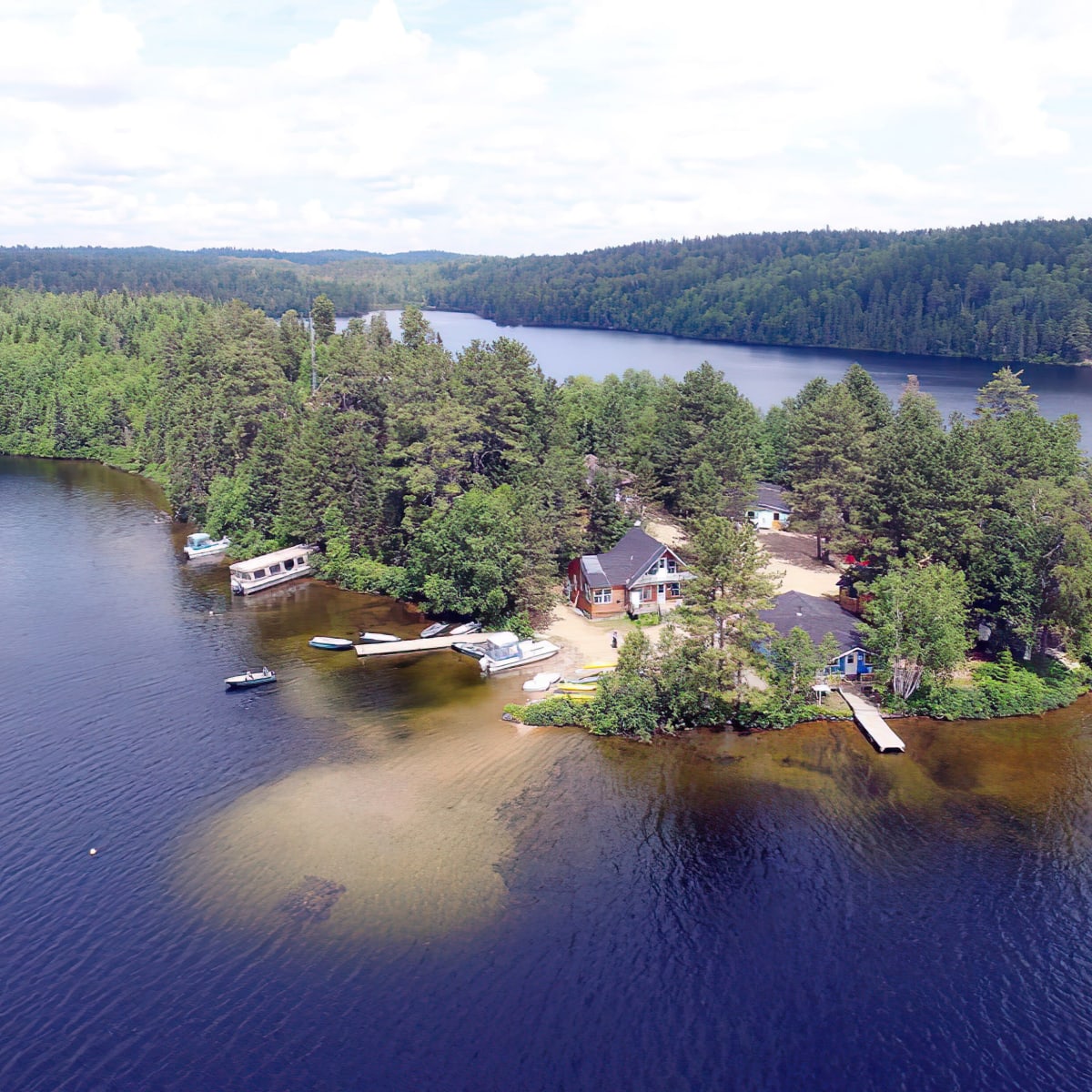 Aerial view of the Pourvoirie Lac Dumoulin island.