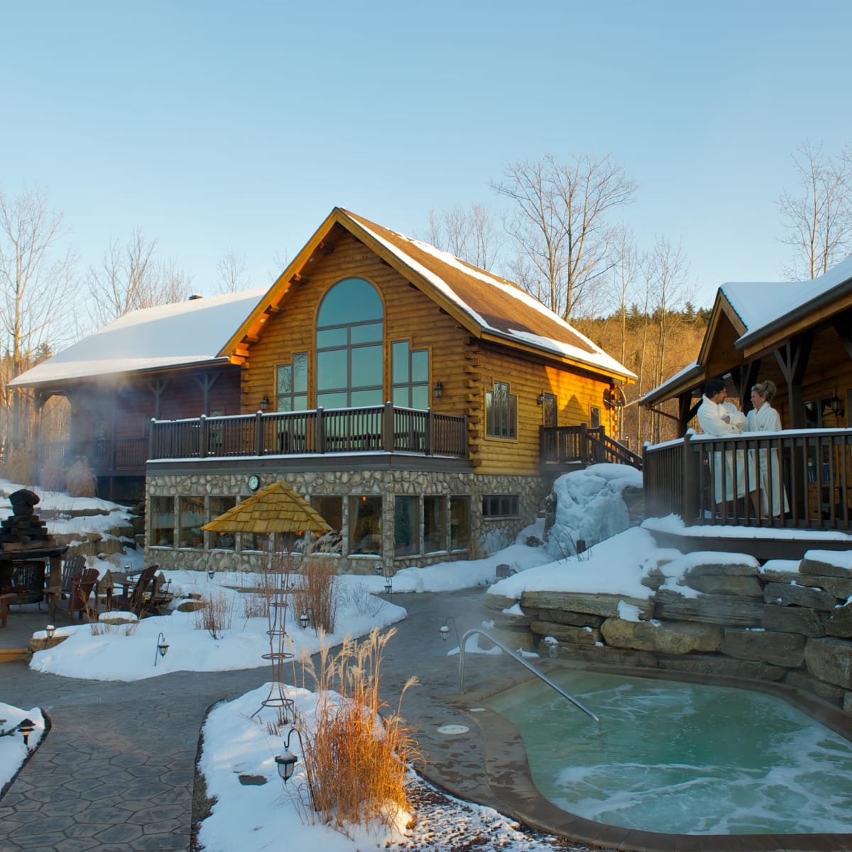 Spa in the winter in Lanaudière.