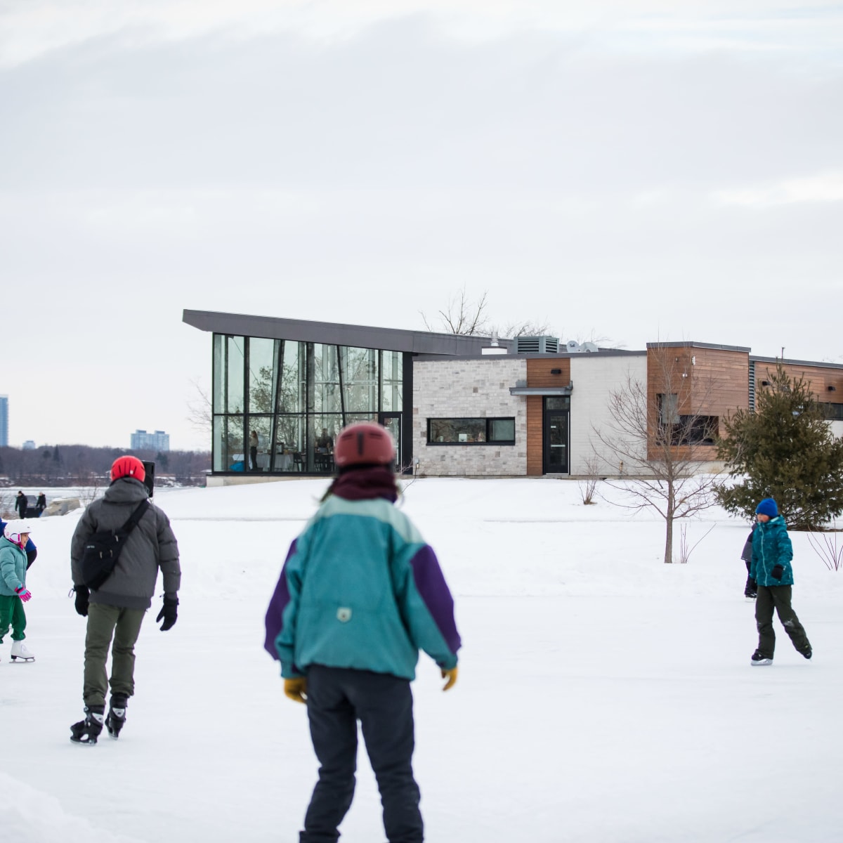 People are skating at the RécréoParc.