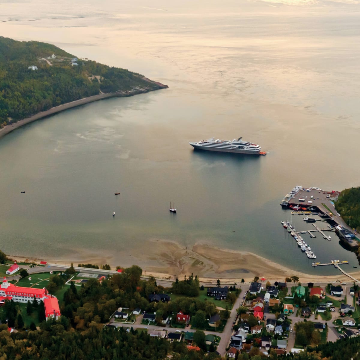 Cruise ship in Tadoussac.