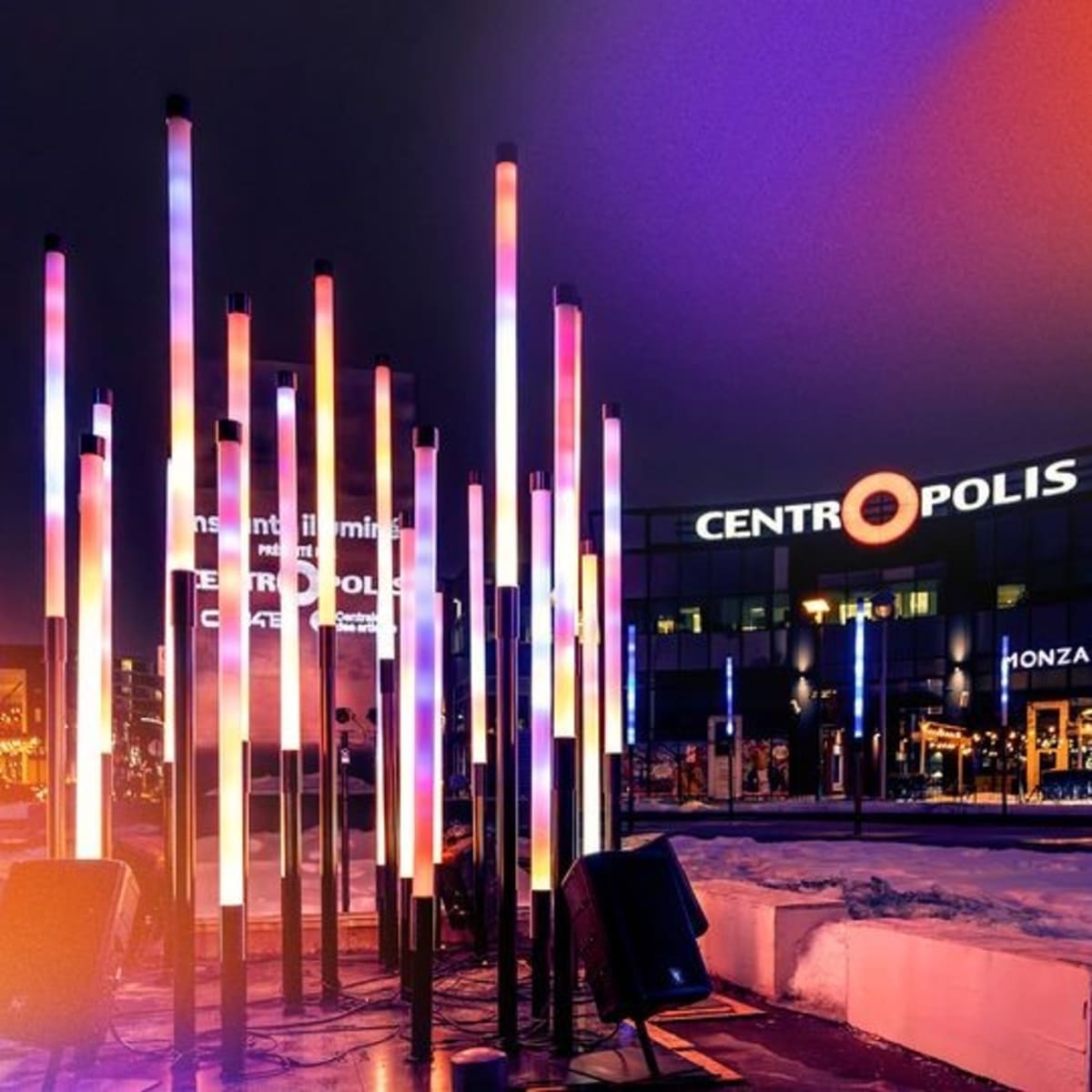 Outdoor multimedia display at Centropolis in Laval.