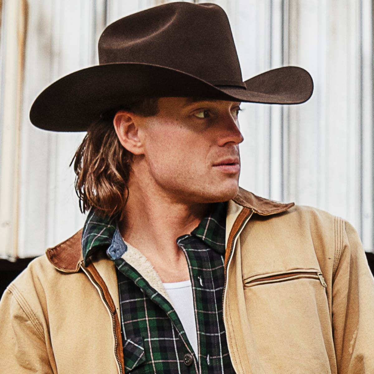 Jade Eagleson country singer.