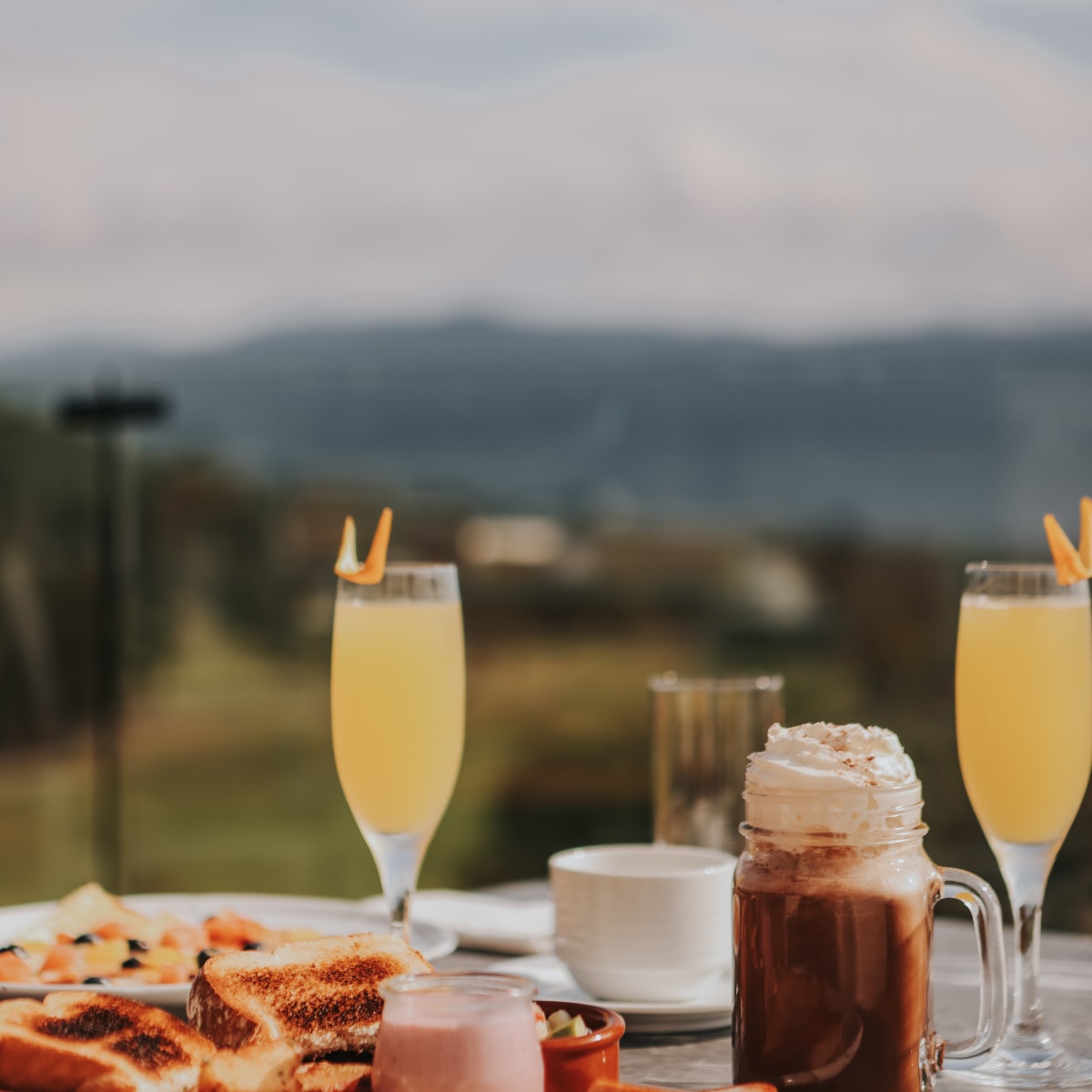 The Point Cardinal Restaurant at Fairmont Le Manoir Richelieu