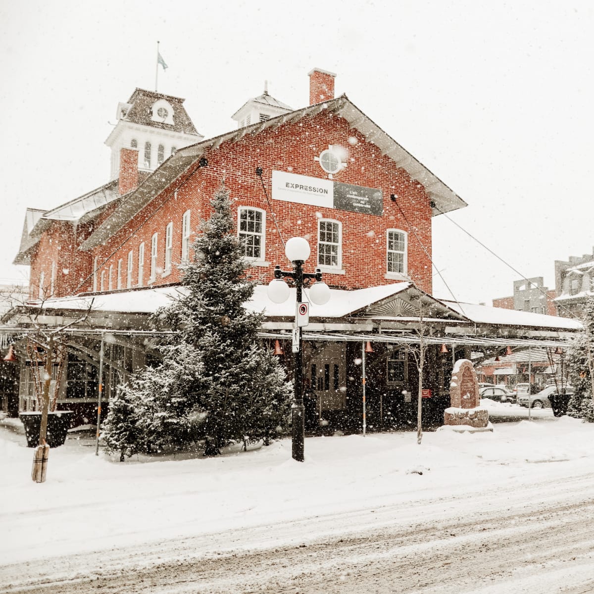 1555 Marché Public en hiver.
