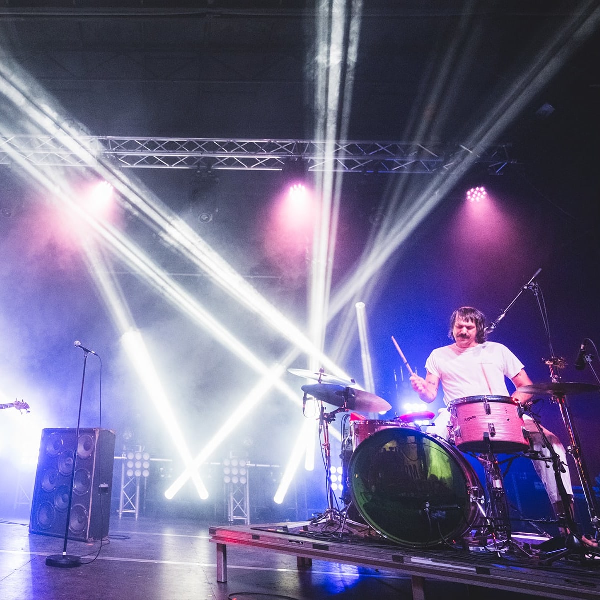 Musical performance on stage at Festival Sherblues.