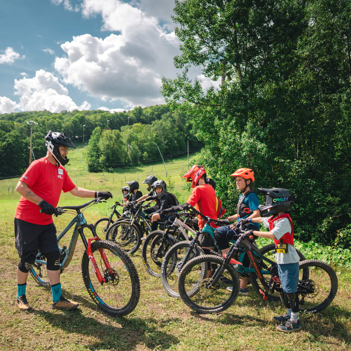 Mountain bike camp at Sommet Saint-Sauveur.