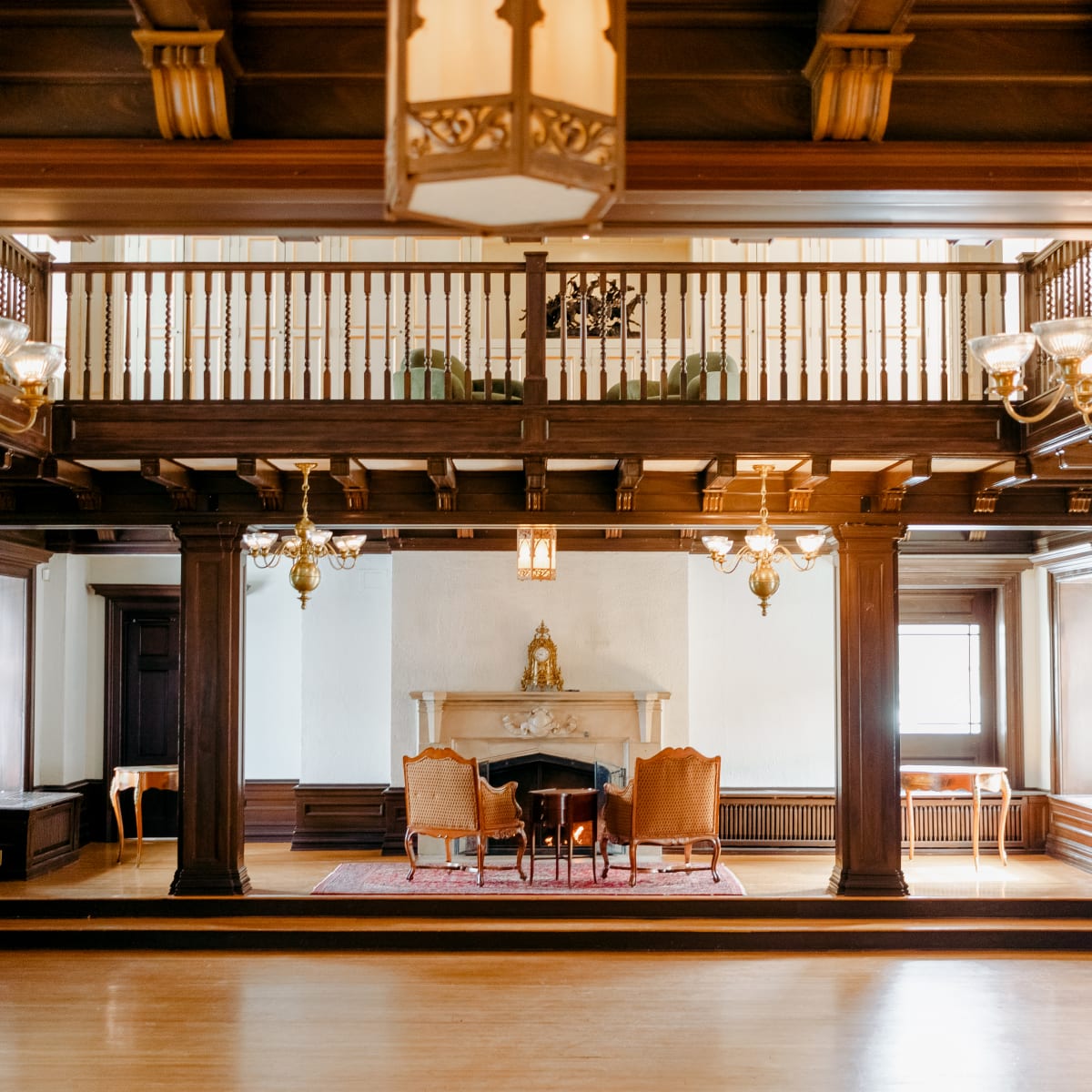 Ballroom of the StoveHaven le Manoir.