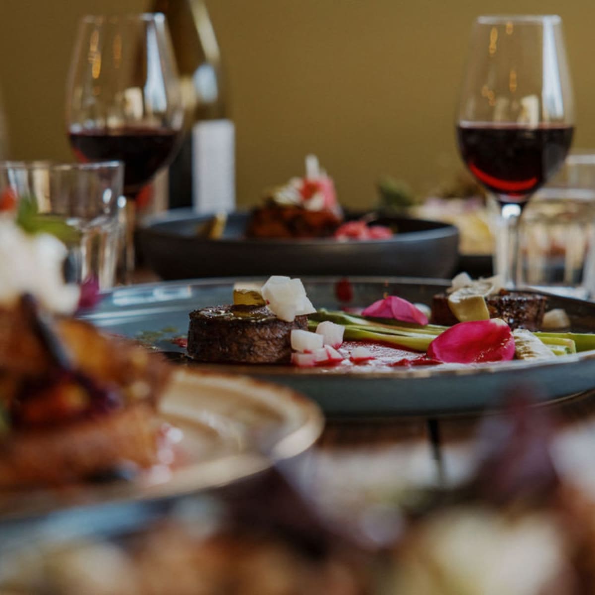 Plats et vins à Le Mangeoir. 