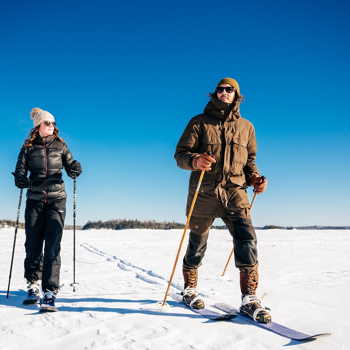 Cross-country skiing couple.