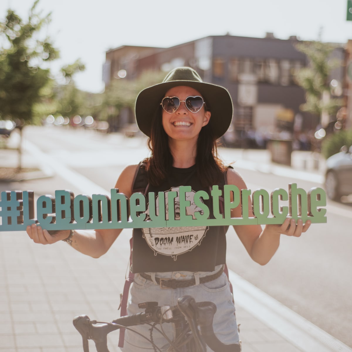 Young woman in downtown Victoriaville.