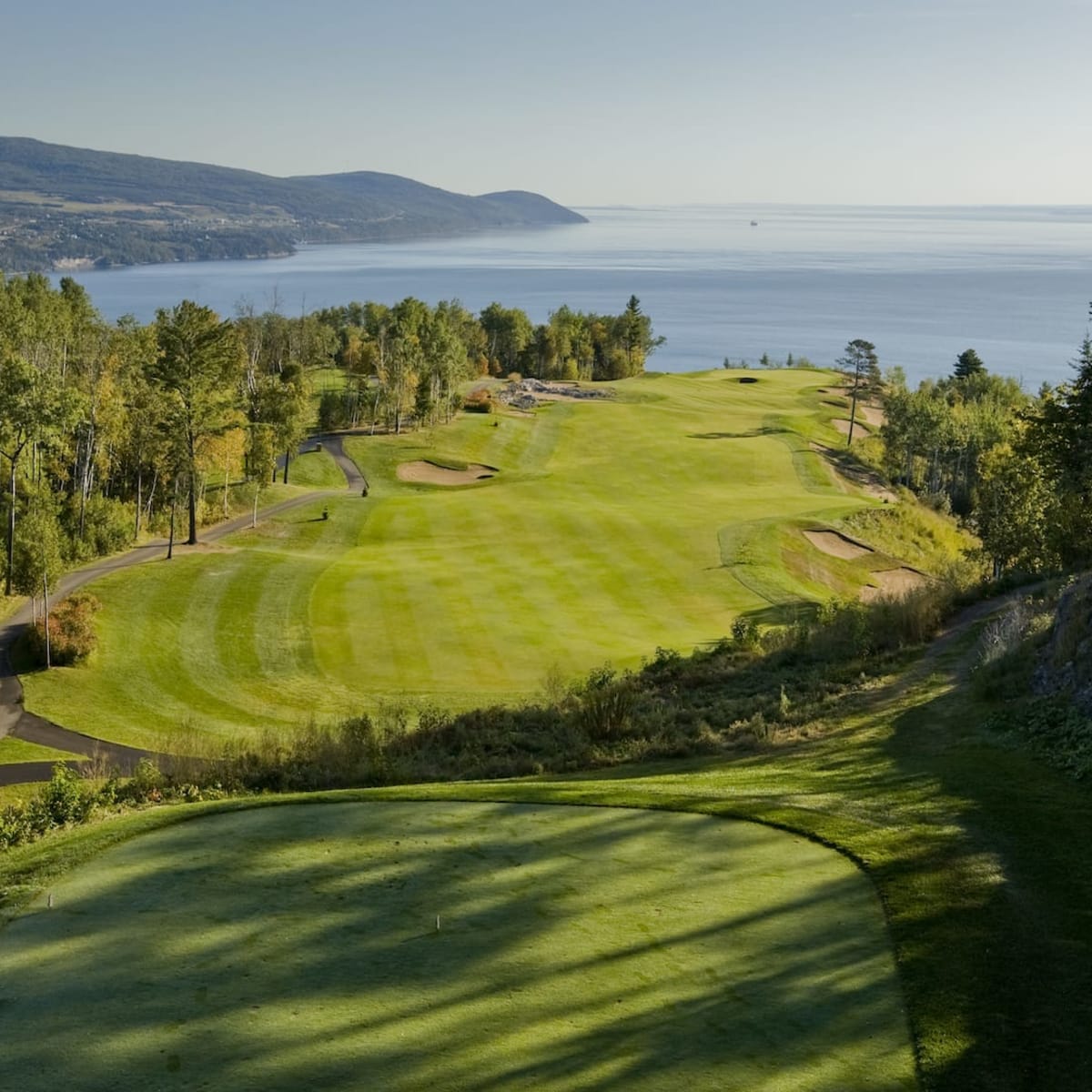 The fairways on the mountain and striking views of the scenery.