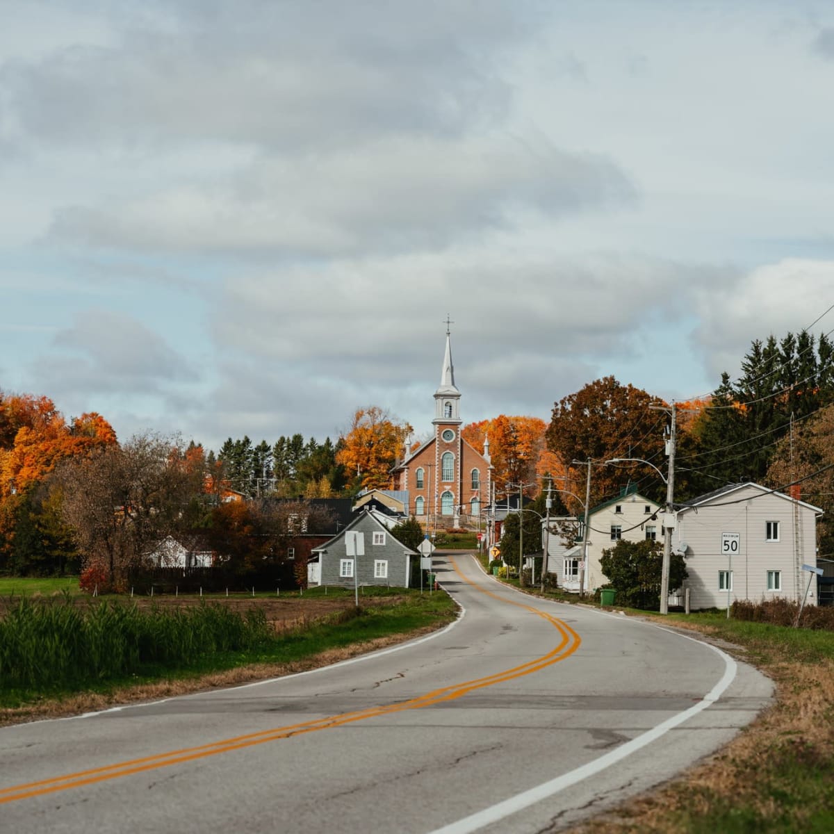 Saint-Thuribe at fall.