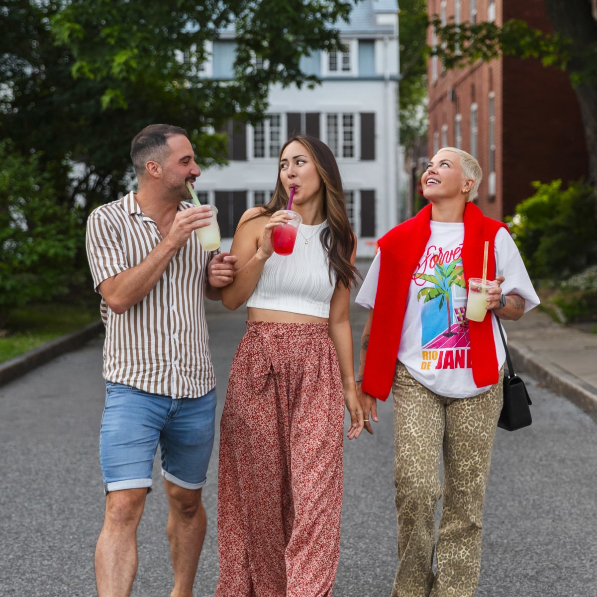 Trois amis à Trois-Rivières.