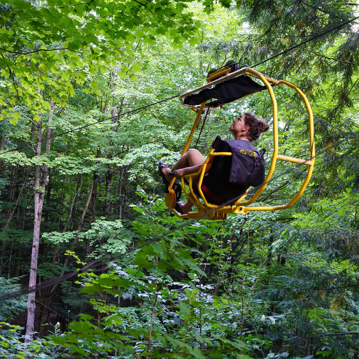 Woman cycling in VéloVolant.