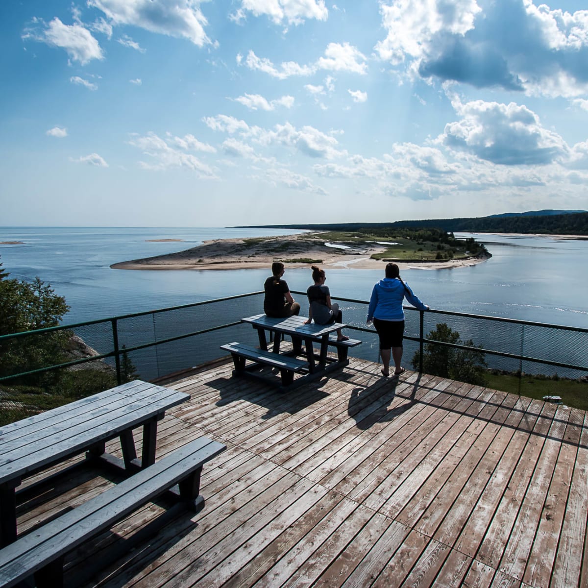 Hikers at the lookout point, Rivière Pentecôte.